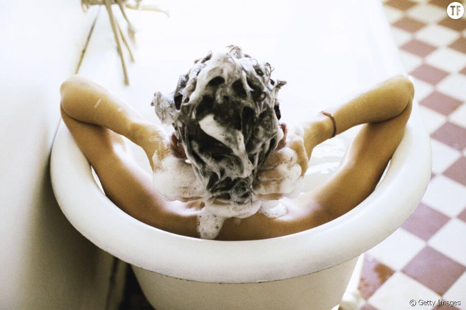 shampooing-femme-cheveux